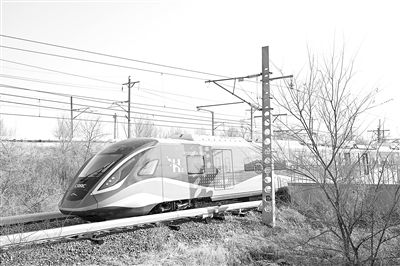 百事3官方：全球首列氢能源市域列车完成满载运行试验